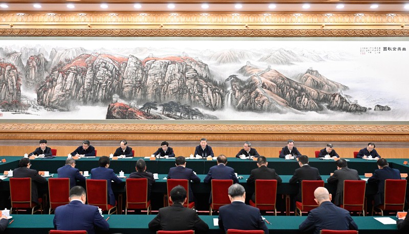 习近平在民营企业座谈会上强调：民营经济发展前景广阔大有可为 民营企业和民营企业家大显身手正当其时